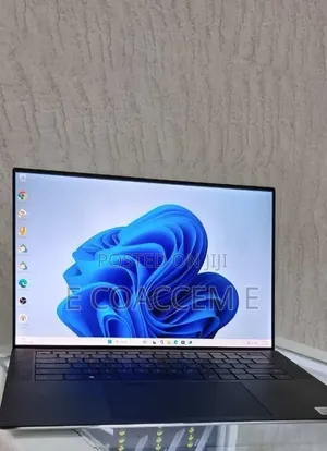 New Laptop Dell 16GB Intel Core i7 SSD 512GB