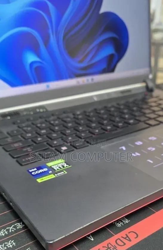 New Laptop Asus ROG Strix G16 G614 16GB Intel Core i9 SSD 1T