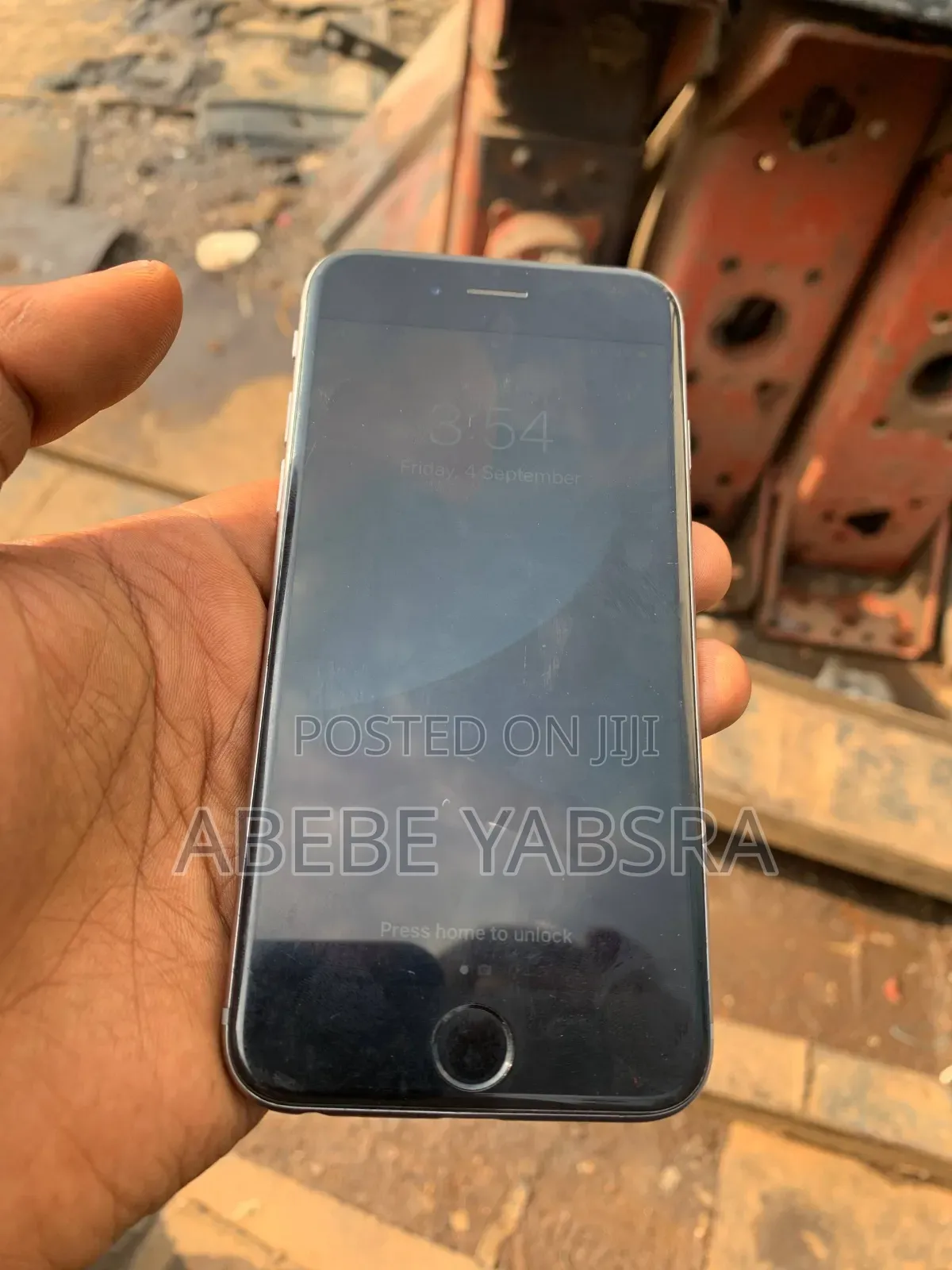 Apple iPhone 6s 16 GB White