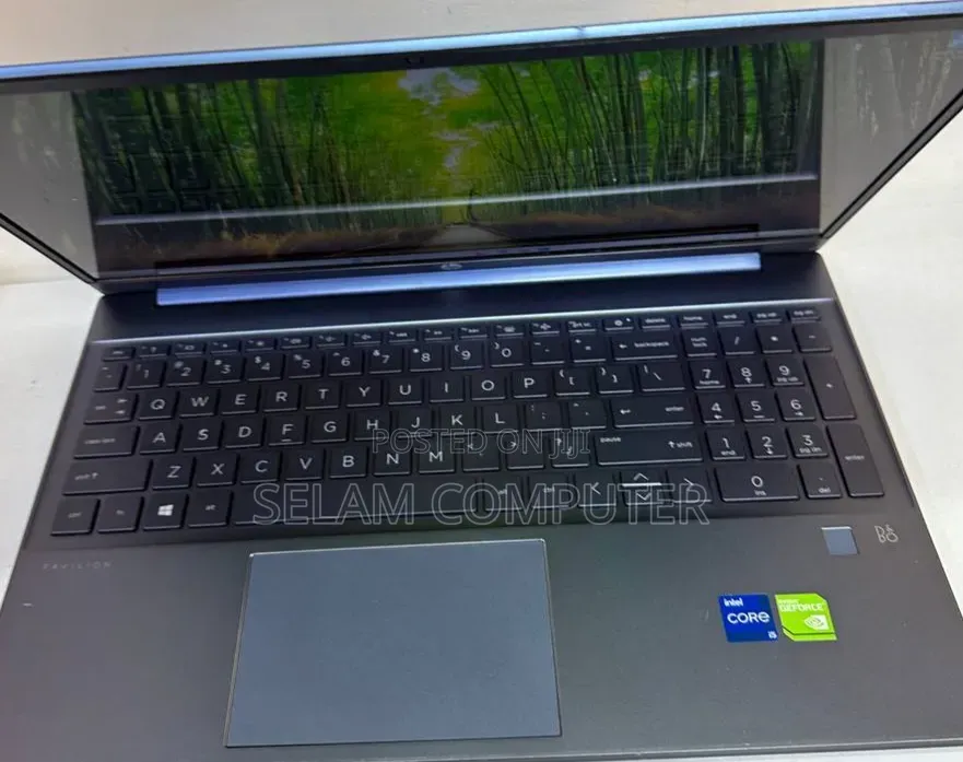 New Laptop HP Pavilion 15 8GB Intel Core i5 SSD 512GB