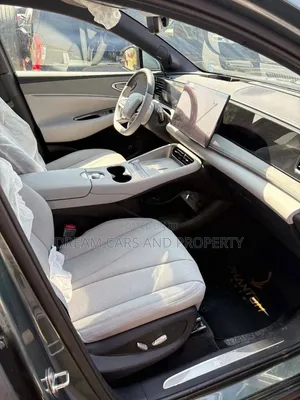 New BYD Seal 2025 Beige