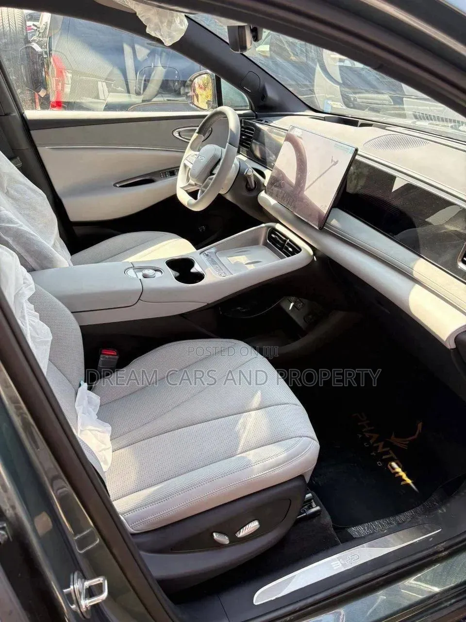 New BYD Seal 2025 Beige