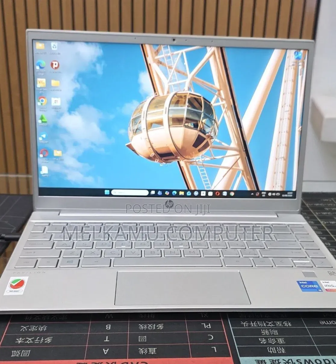 New Laptop HP Pavilion 13 8GB Intel Core i5 SSD 512GB