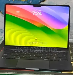 New Laptop Apple MacBook Air 2022 M2 8GB Apple M2 SSD 512GB