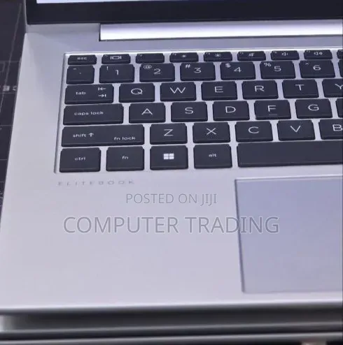 New Laptop HP EliteBook 840 G9 16GB Intel Core i7 SSD 512GB