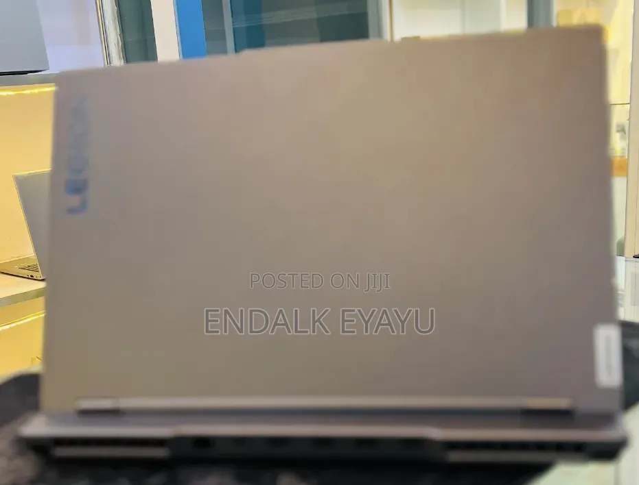 New Laptop Lenovo Legion 5 16GB AMD Ryzen 7 SSD 1T