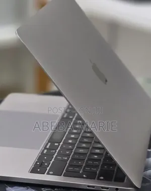 New Laptop Apple MacBook Pro 2019 16GB Intel Core i5 SSD 512GB