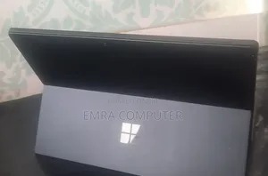 New Laptop Microsoft Surface 8GB Intel Core i5 SSD 256GB