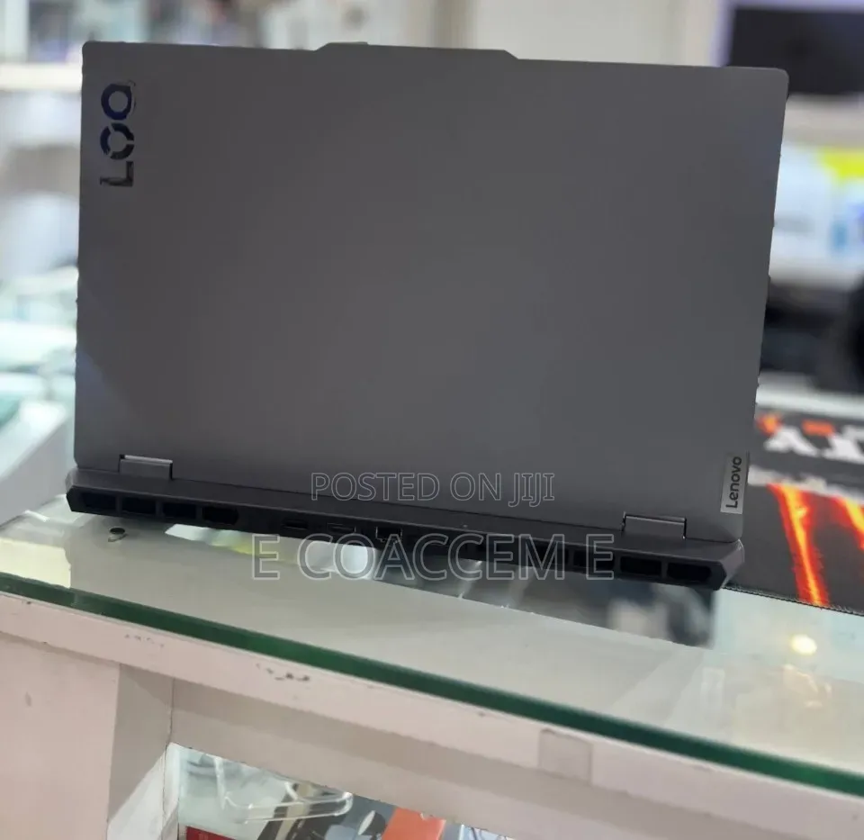 New Laptop Lenovo 16GB AMD Ryzen 5 SSD 512GB