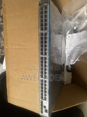 Huawei Series S5700-52x-PWR-Li-AC 48,Por POE+ 10GE SFP+Ethernet Switch