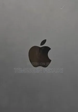 New Laptop Apple MacBook Air 2022 M2 8GB Apple M2 SSD 512GB