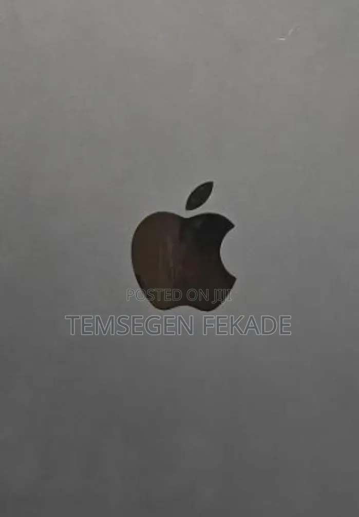 New Laptop Apple MacBook Air 2022 M2 8GB Apple M2 SSD 512GB