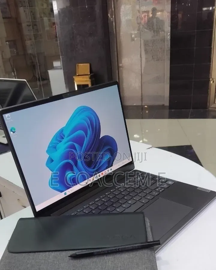New Laptop Lenovo Yoga 9i 16GB Intel Core i7 SSD 1T