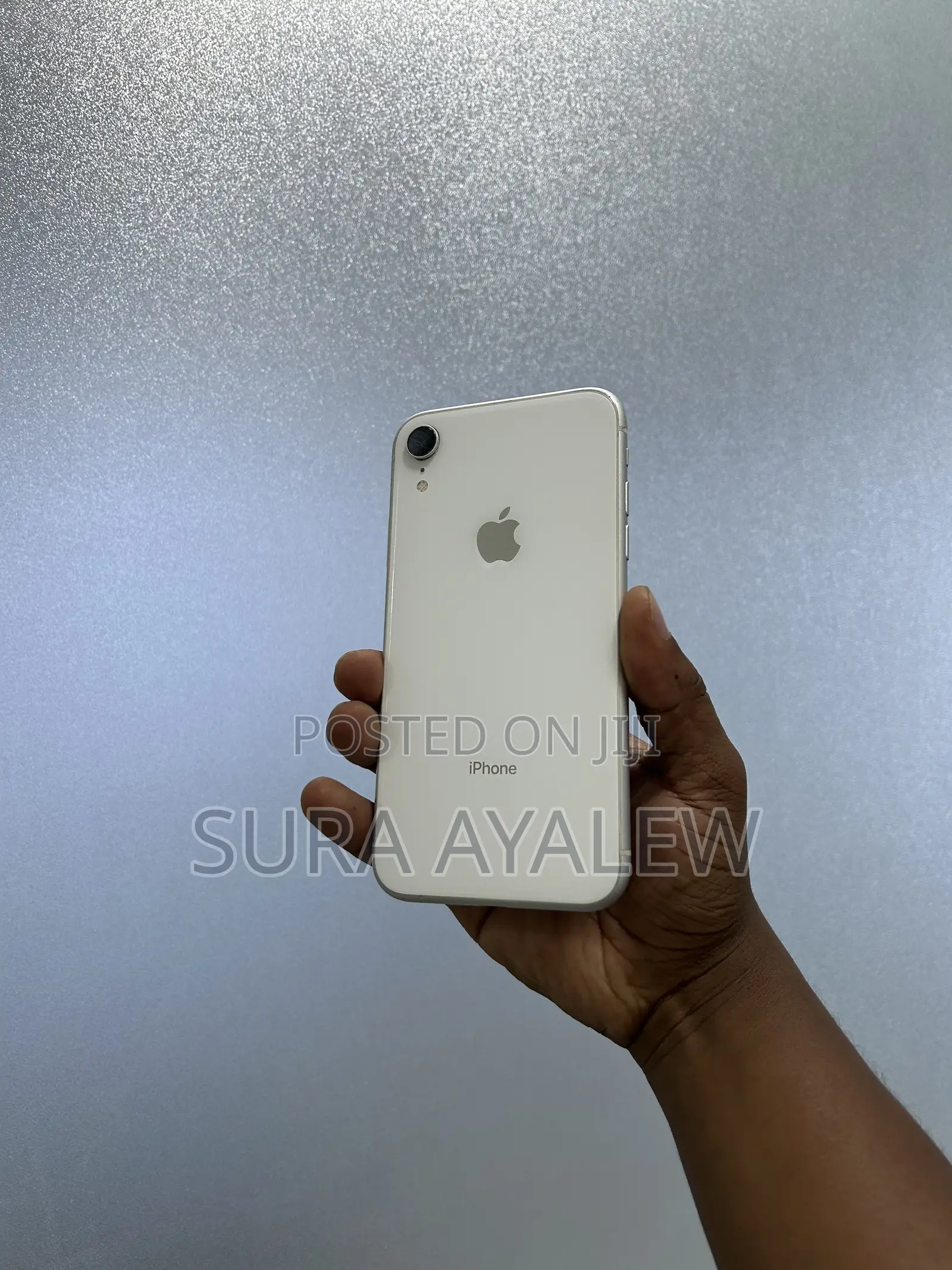 Apple iPhone XR 64 GB White