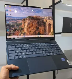New Laptop Lenovo Yoga 9 16GB Intel Core Ultra 7 SSD 1T