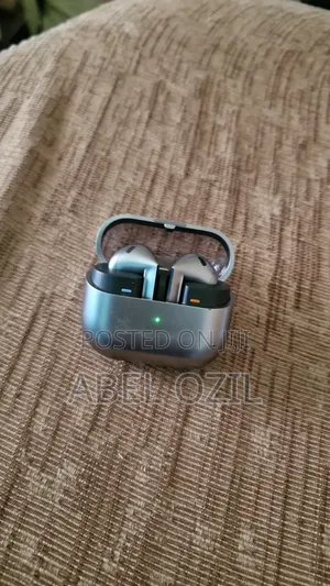 Samsung Buds 3