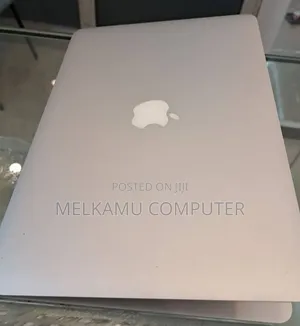 New Laptop Apple MacBook Air 2017 8GB Intel Core i5 SSD 128GB