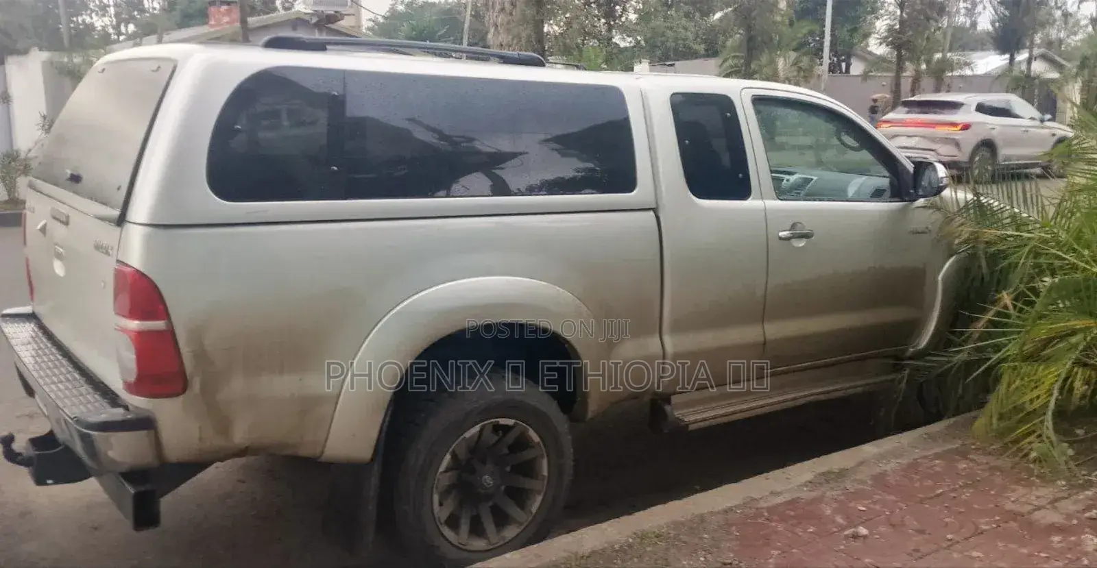 Toyota Hilux 2013 Beige