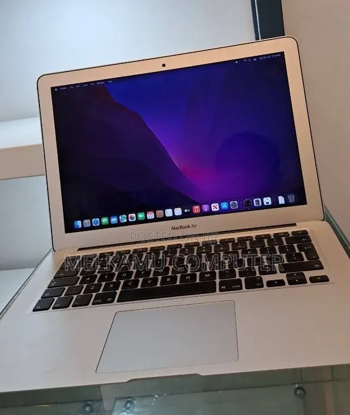 New Laptop Apple MacBook Air 2017 8GB Intel Core i5 SSD 128GB