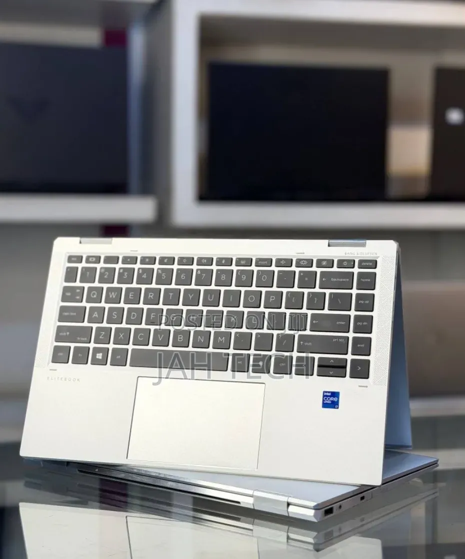 New Laptop HP EliteBook 1040 G8 16GB Intel Core i7 SSD 512GB