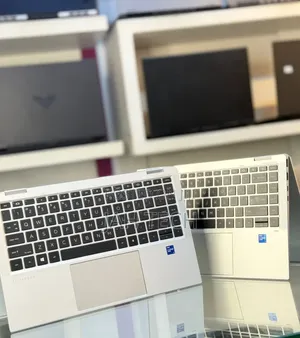 New Laptop HP EliteBook 1040 G8 16GB Intel Core i7 SSD 512GB