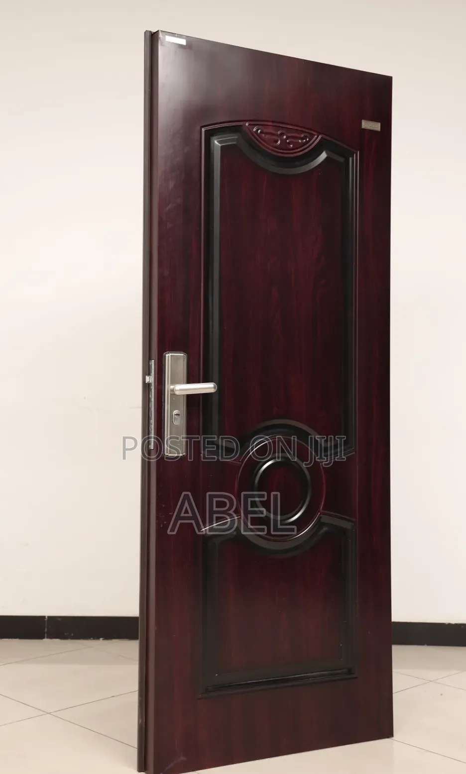 Victor Door: የጥንካሬ እና የዘመናዊ ዲዛይን ድምር ለቤትዎ