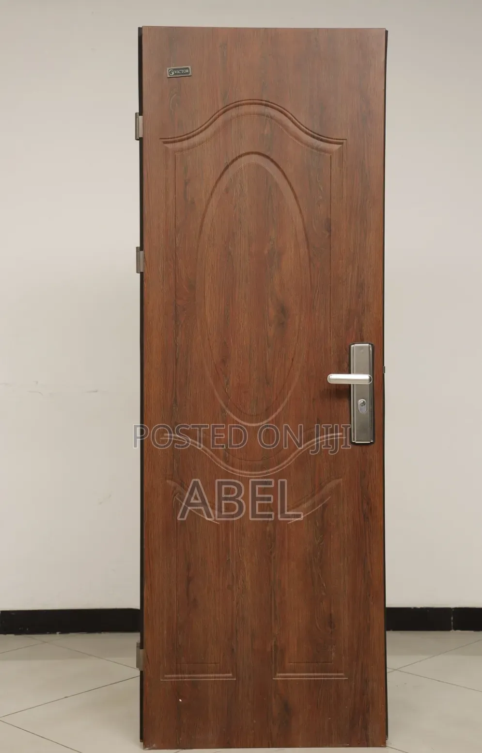 Victor Door: የጥንካሬ እና የዘመናዊ ዲዛይን ድምር ለቤትዎ
