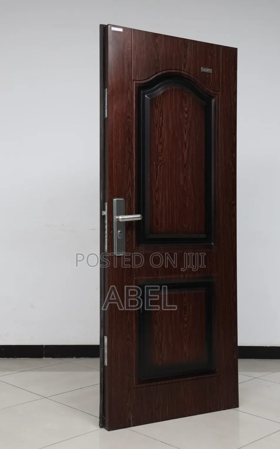 Victor Door: የጥንካሬ እና የዘመናዊ ዲዛይን ድምር ለቤትዎ