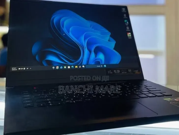 New Laptop Asus ROG Zephyrus G15 16GB AMD Ryzen 7 SSD 512GB