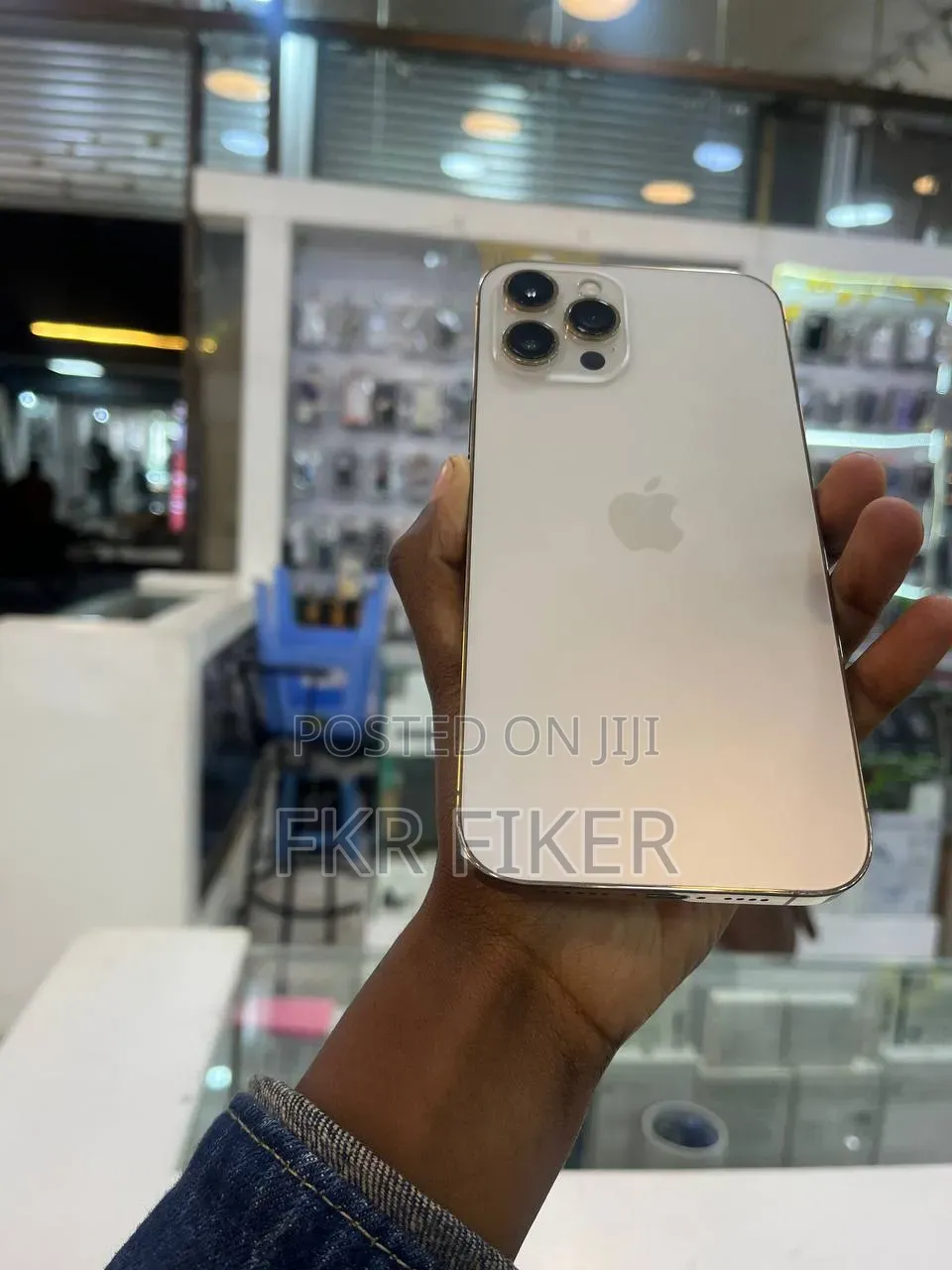New Apple iPhone 12 Pro Max 128 GB Gold