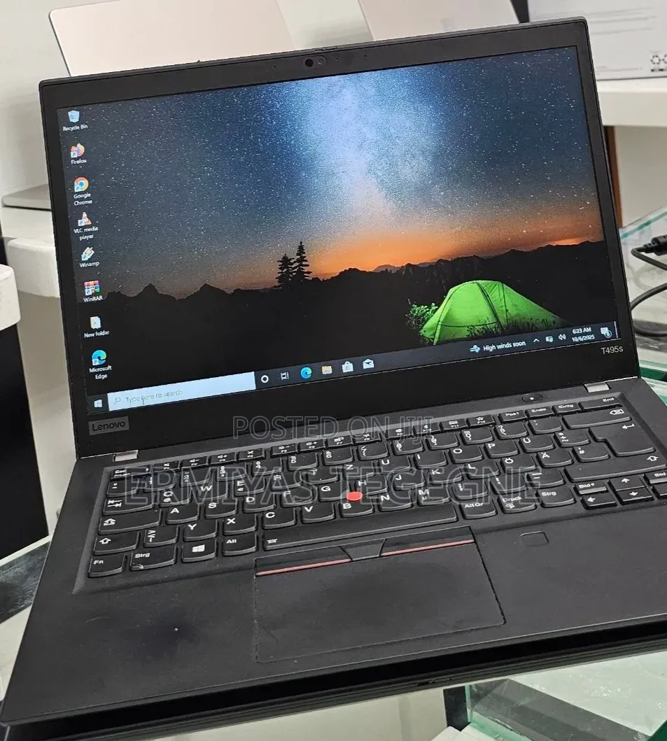 New Laptop Lenovo ThinkPad X1 Carbon 16GB Intel Core Ultra 7 SSD 512GB