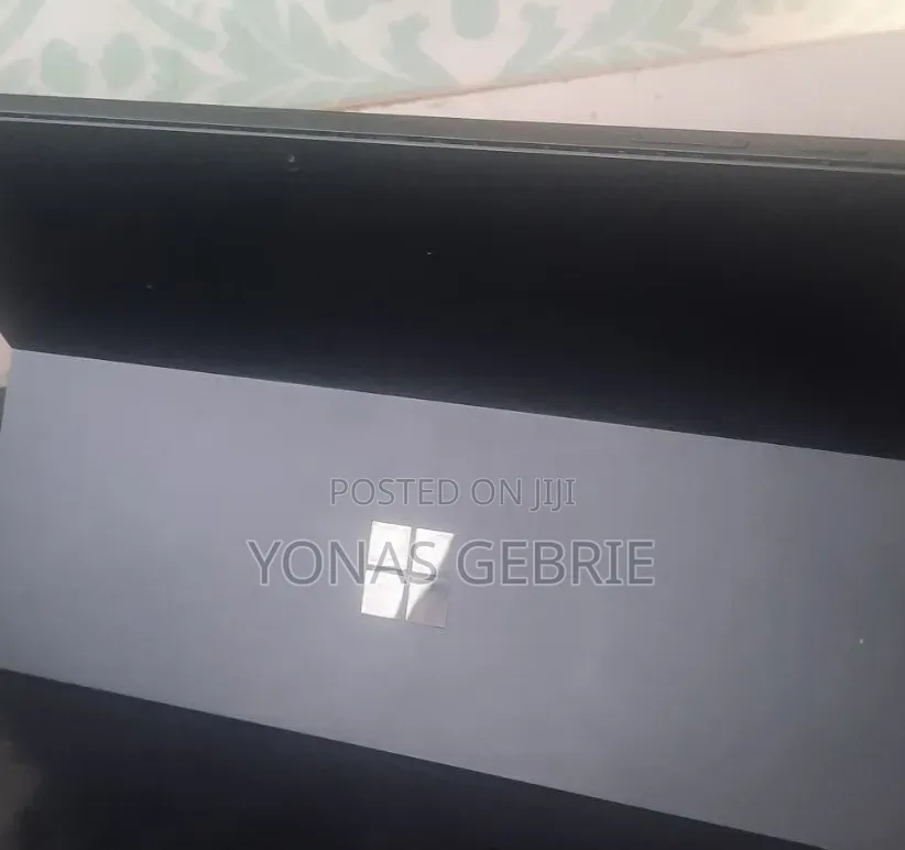 New Laptop Microsoft Surface Pro 6 8GB Intel Core i5 SSD 256GB