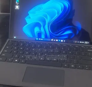 New Laptop Microsoft Surface Pro 6 8GB Intel Core i5 SSD 256GB