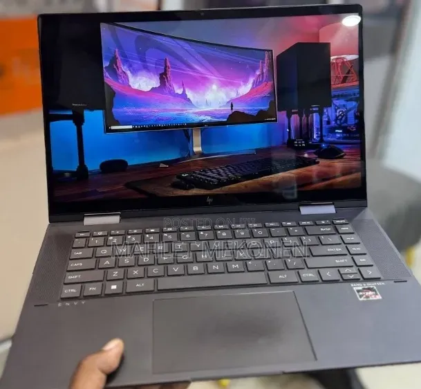 New Laptop HP Envy x360 8GB Intel Core i5 SSD 512GB