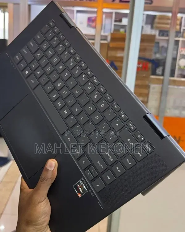New Laptop HP Envy x360 8GB Intel Core i5 SSD 512GB