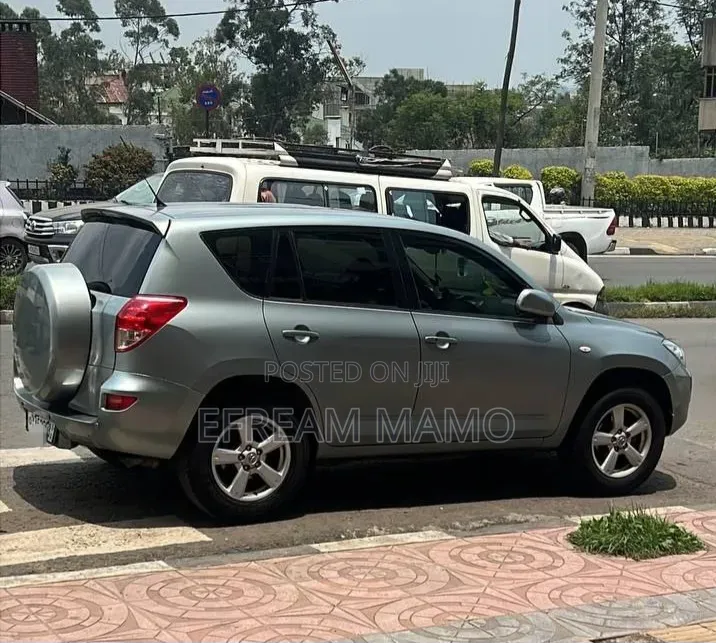 Toyota RAV4 2007