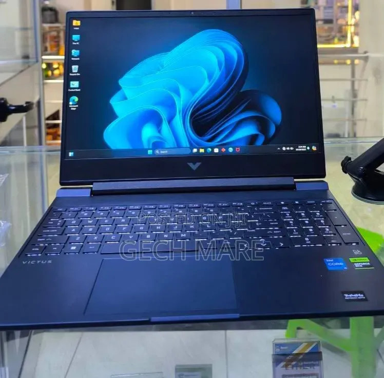 New Laptop HP Victus 15 8GB Intel Core i5 SSD 512GB