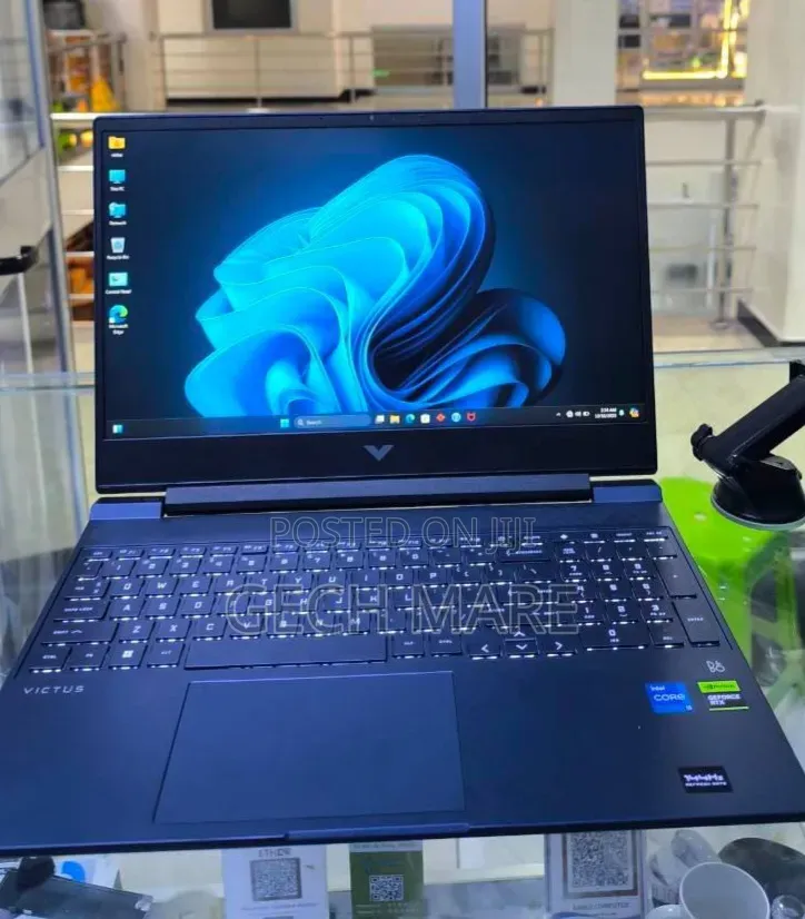 New Laptop HP Victus 15 8GB Intel Core i5 SSD 512GB
