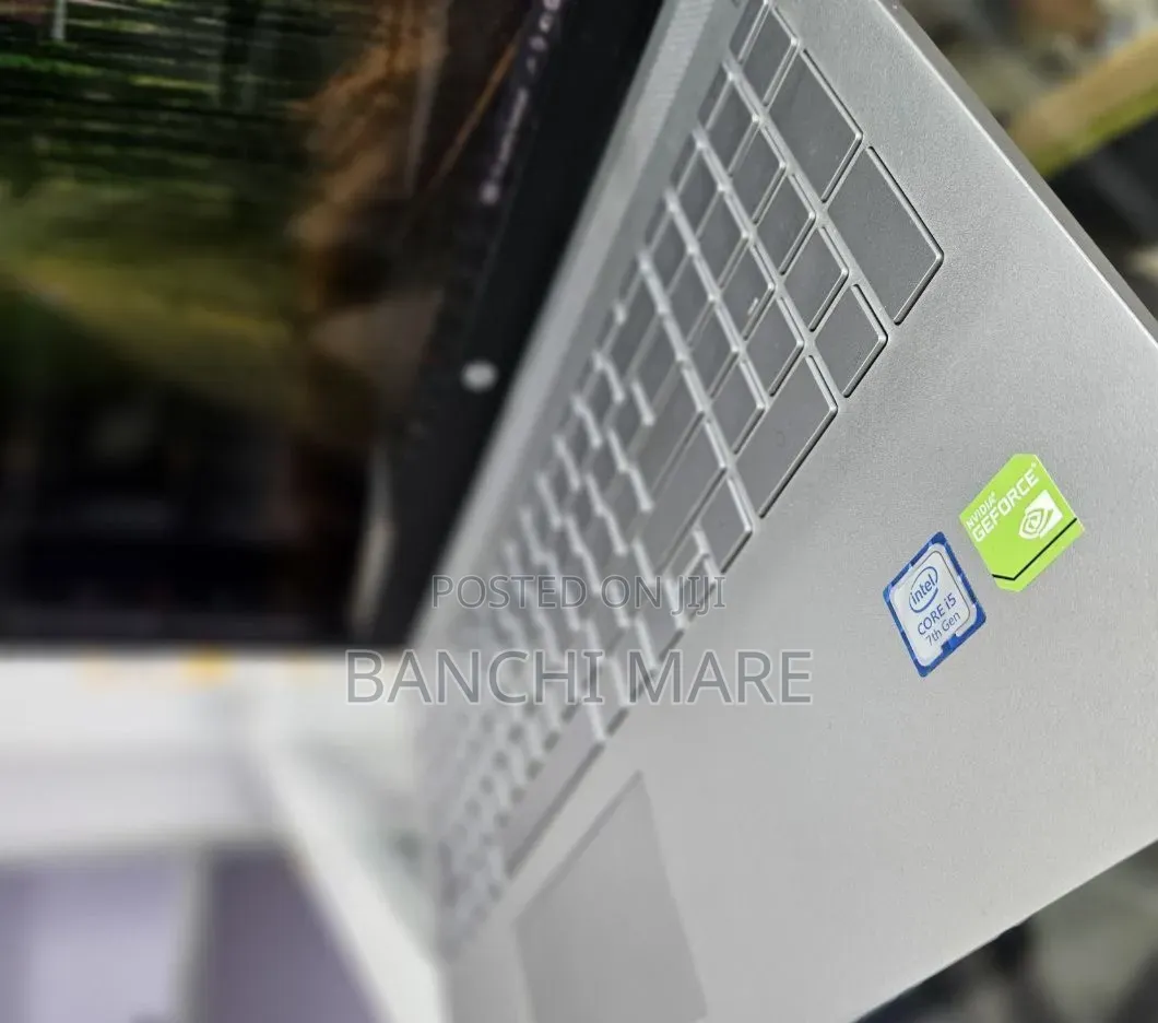 New Laptop HP Pavilion 15 8GB Intel Core i5 SSD 1T