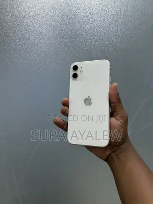 New Apple iPhone 11 128 GB White