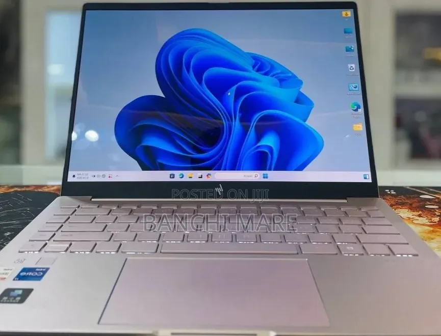 New Laptop HP Pavilion 14 16GB Intel Core i7 SSD 1T