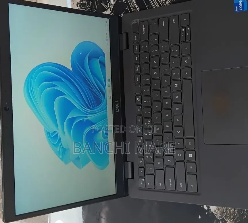 New Laptop Dell Latitude 15 3570 16GB Intel Core i7 SSD 512GB