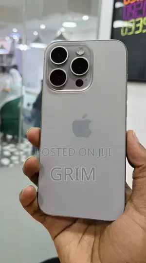 Apple iPhone 15 Pro 256 GB Silver