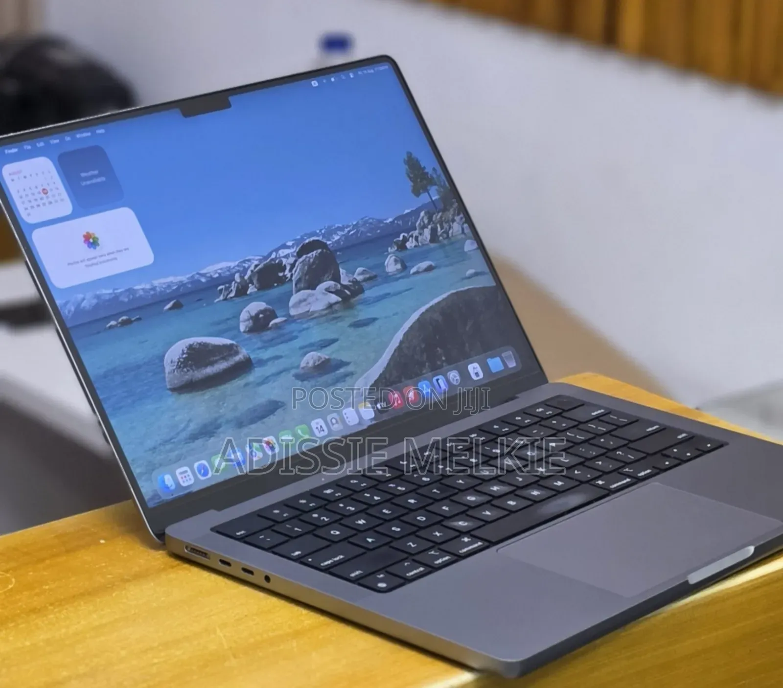 New Laptop Apple MacBook 32GB Apple M1 Pro SSD 512GB
