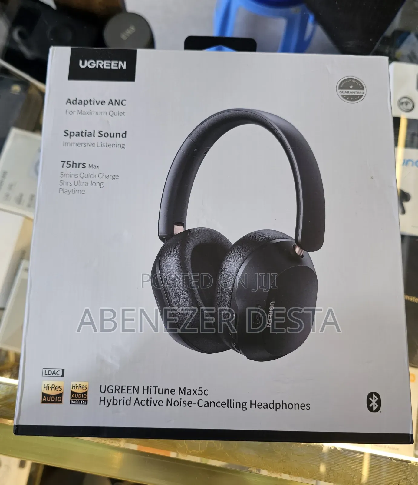 Ugreen HiTune Max5c Hybrid Noise-Cancelling Headphones in Black