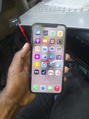 New Apple iPhone 11 Pro Max 64 GB Gray