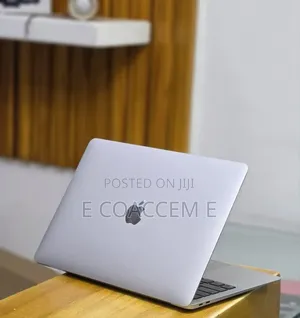 New Laptop Apple MacBook Air 2020 M1 8GB Apple M1 SSD 256GB