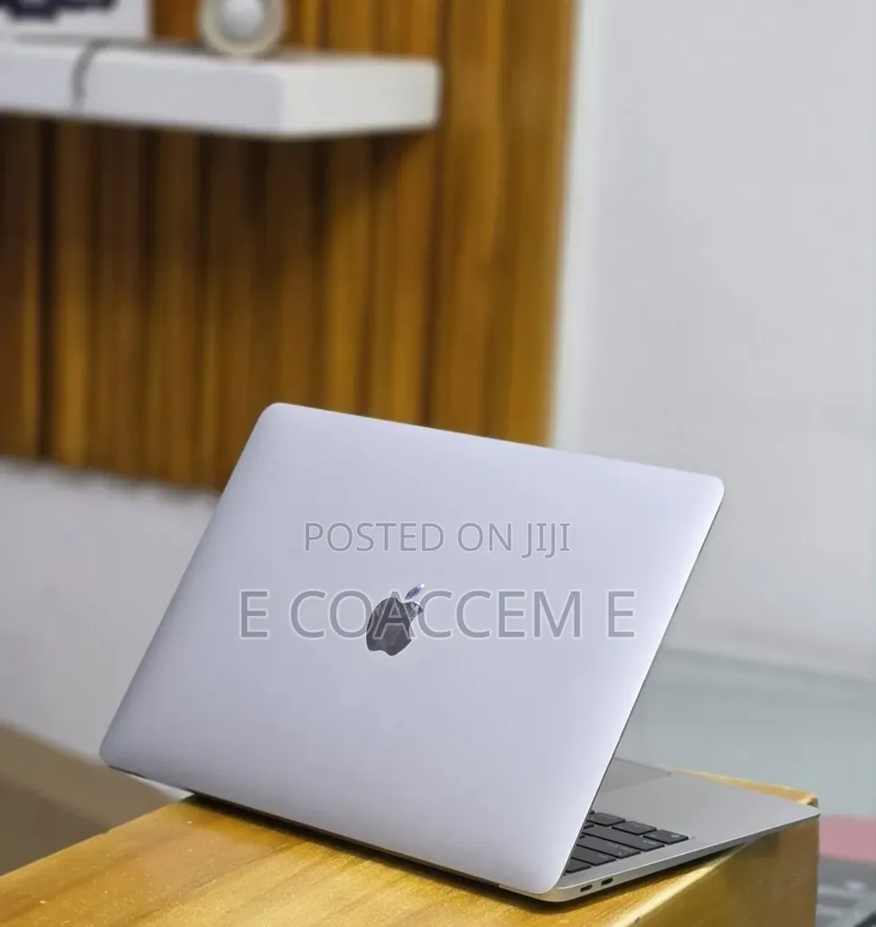 New Laptop Apple MacBook Air 2020 M1 8GB Apple M1 SSD 256GB