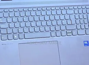 New Laptop Lenovo Yoga 9i 16GB Intel Core Ultra 7 SSD 512GB