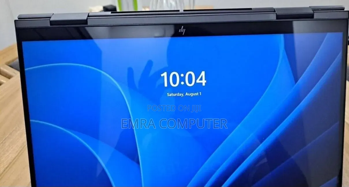 New Laptop HP 8GB AMD Ryzen 5 SSD 256GB